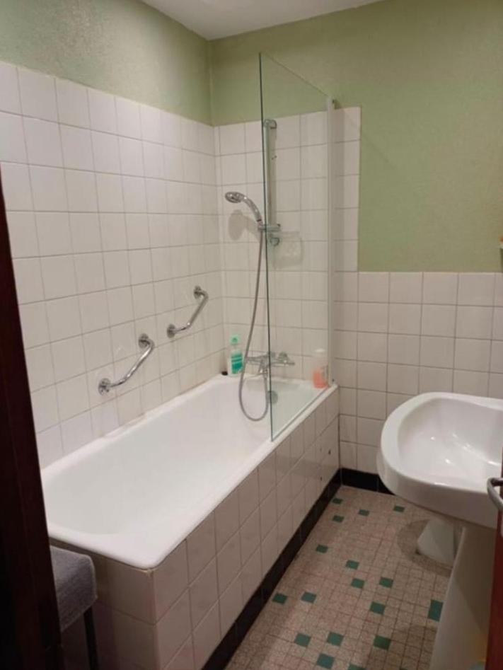 "Mon Chez Moi" Villa Burgalays Ruang foto